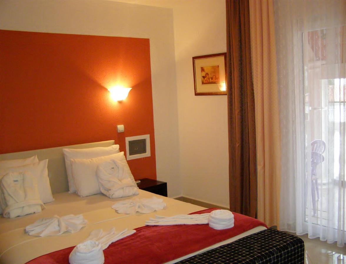 Hotel Wellness & Spa Angelo Gabriel Petrovac Eksteriør billede